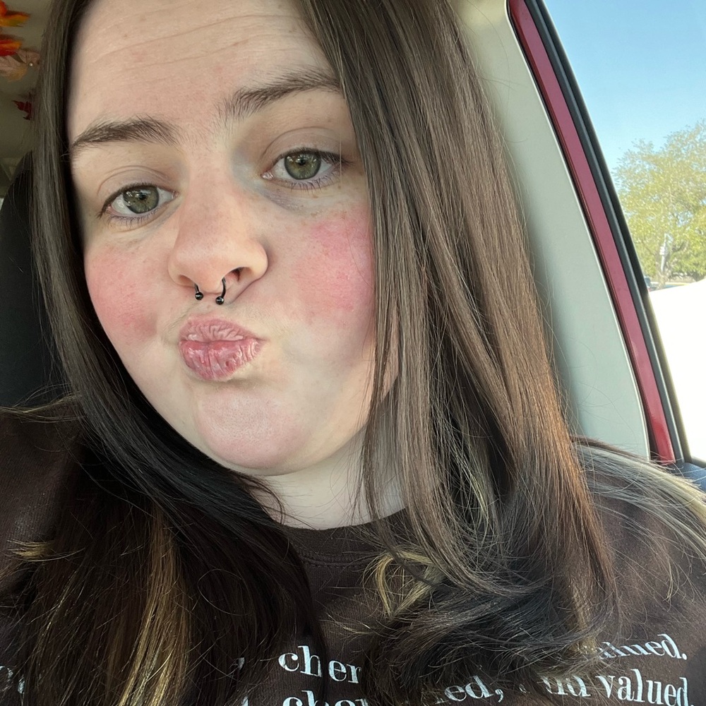 Meet your Posher, Amber